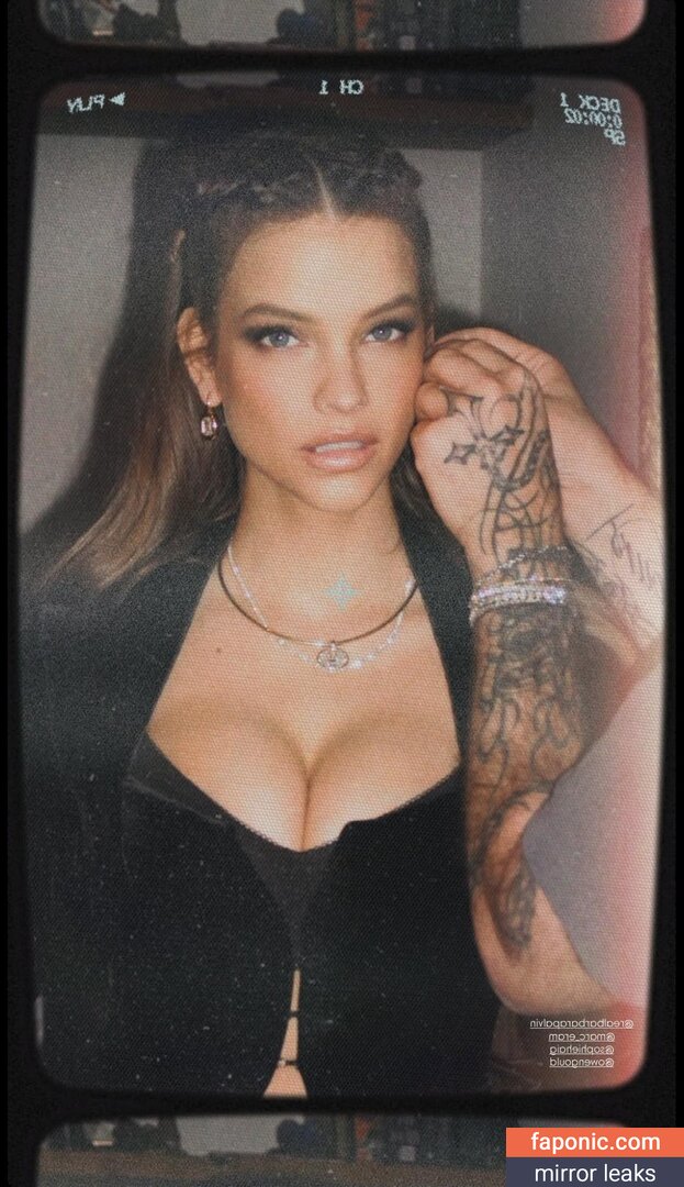Barbara Palvin, realbarbarapalvin Nøgen Læk  Foto #10