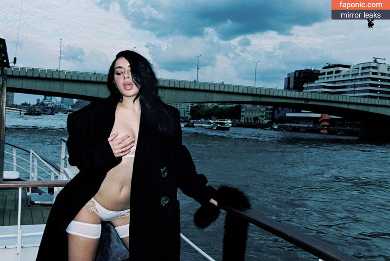 Charli XCX, charli_xcx, charlignarly, charlixcx, https: Nøgen Læk OnlyFans Foto #90