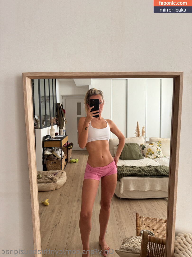 Cynthia Bouzignac, cynthiabgc, cynthiabouzignac Nøgen Læk OnlyFans Foto #121
