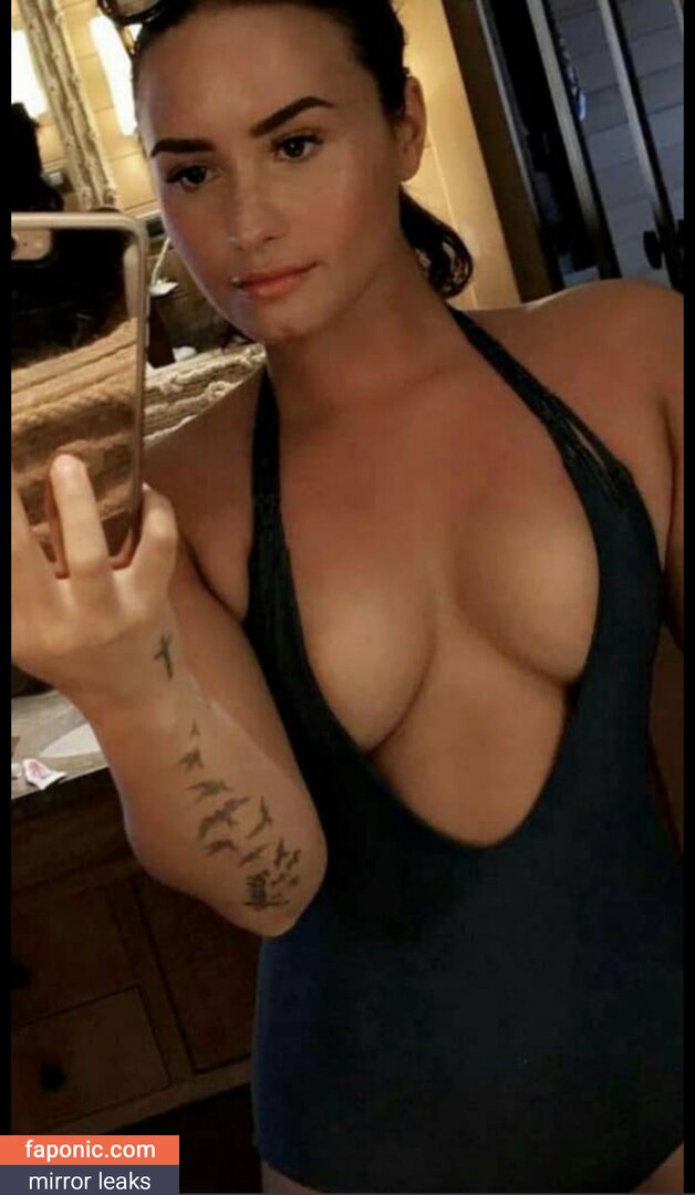 Demi Lovato, ddlovato, https:, tonia_williams Nøgen Læk OnlyFans Foto #10