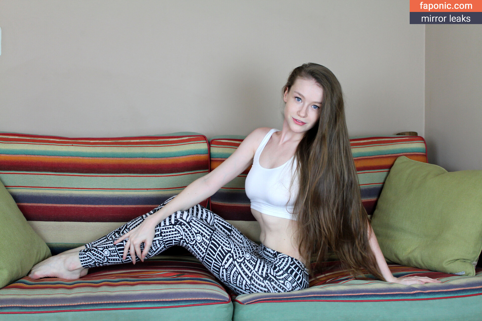 Emily Bloom, emilybloomshow, theemilybloom Nøgen Læk OnlyFans/Patreon Foto #5214