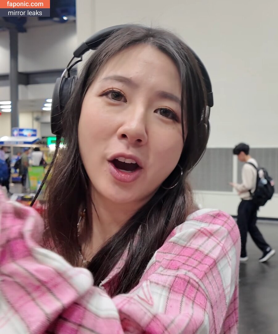 Fuslie, Leslie Nøgen Læk  Foto #926