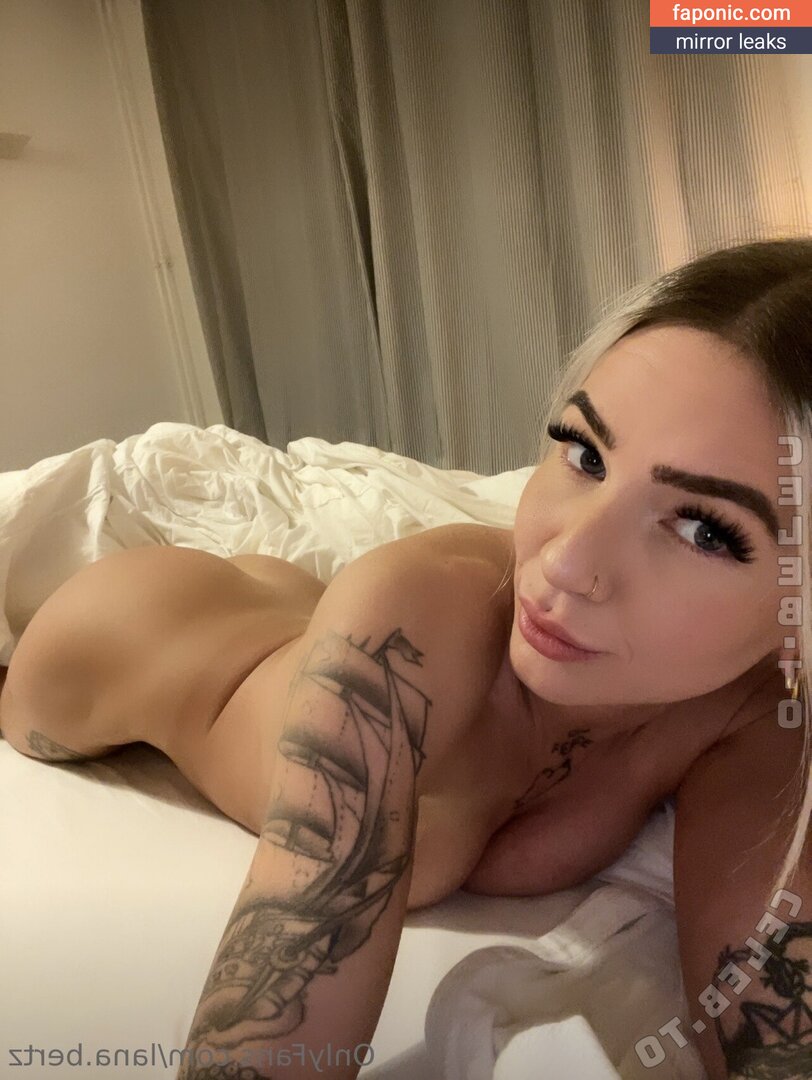 Lana.Bertz Nøgen Læk OnlyFans Foto #9