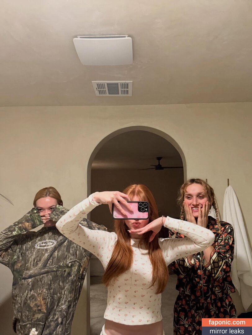 Madelaine Petsch, https:, madelainepetsch, madelame Nøgen Læk OnlyFans Foto #371