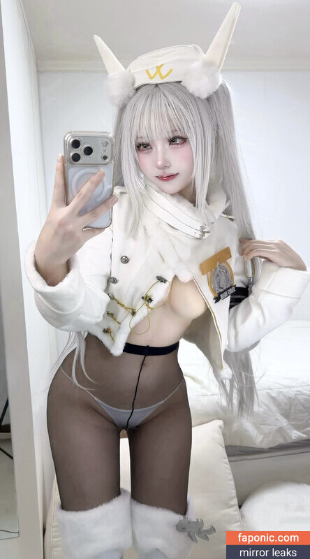 akakumiufree, miuu4u, ミウ Nøgen Læk OnlyFans/Patreon Foto #11