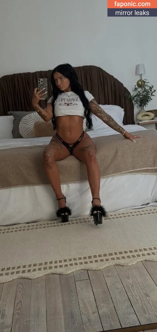 Petitetattedplati, Ronika Eskins, ronika_eskins Nøgen Læk OnlyFans Foto #15
