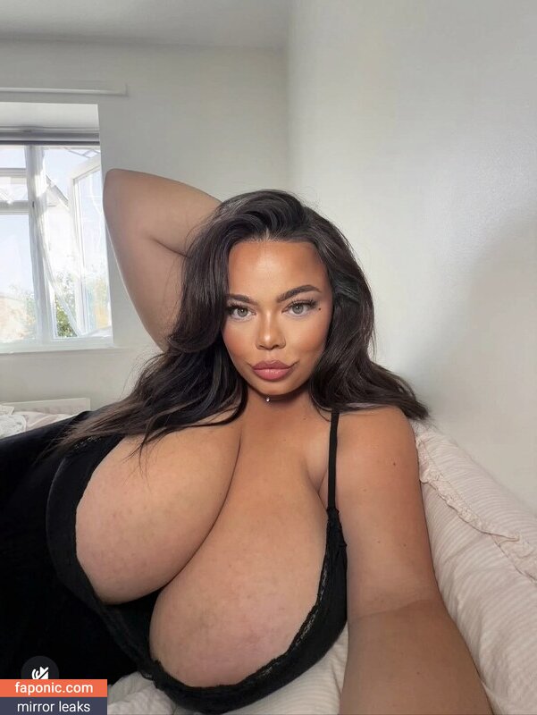 cescax, francescahayden, xbunny_rosex Nøgen Læk OnlyFans Foto #7