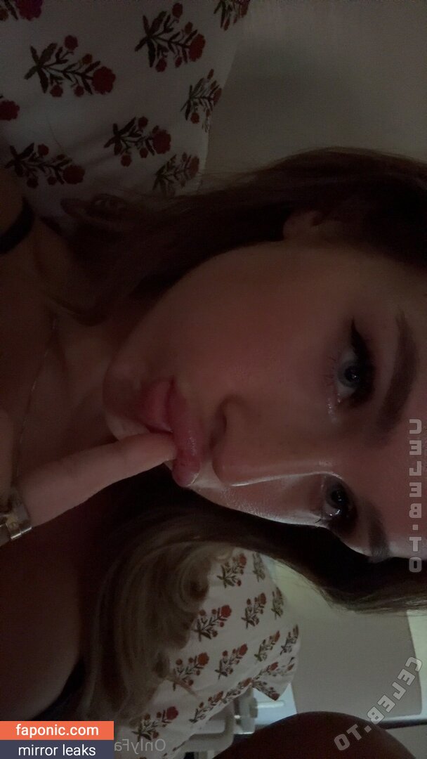 Sky Bri, https:, realskybri, skybri_, skybribaby, therealskybri Nøgen Læk OnlyFans Foto #305