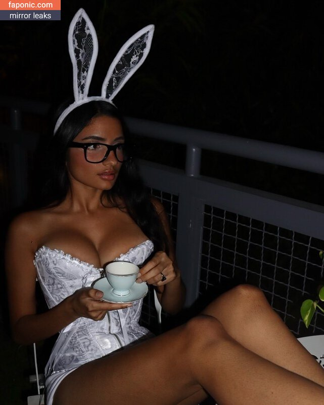 Farha Khalidi, Farhakhalidi Nøgen Læk OnlyFans Foto #11