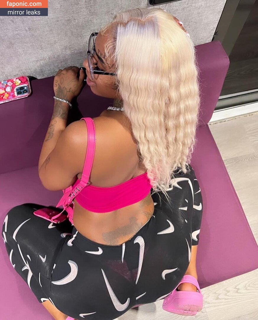 Sexxy Red, sexyred_mc, sexyyred Nøgen Læk OnlyFans Foto #24