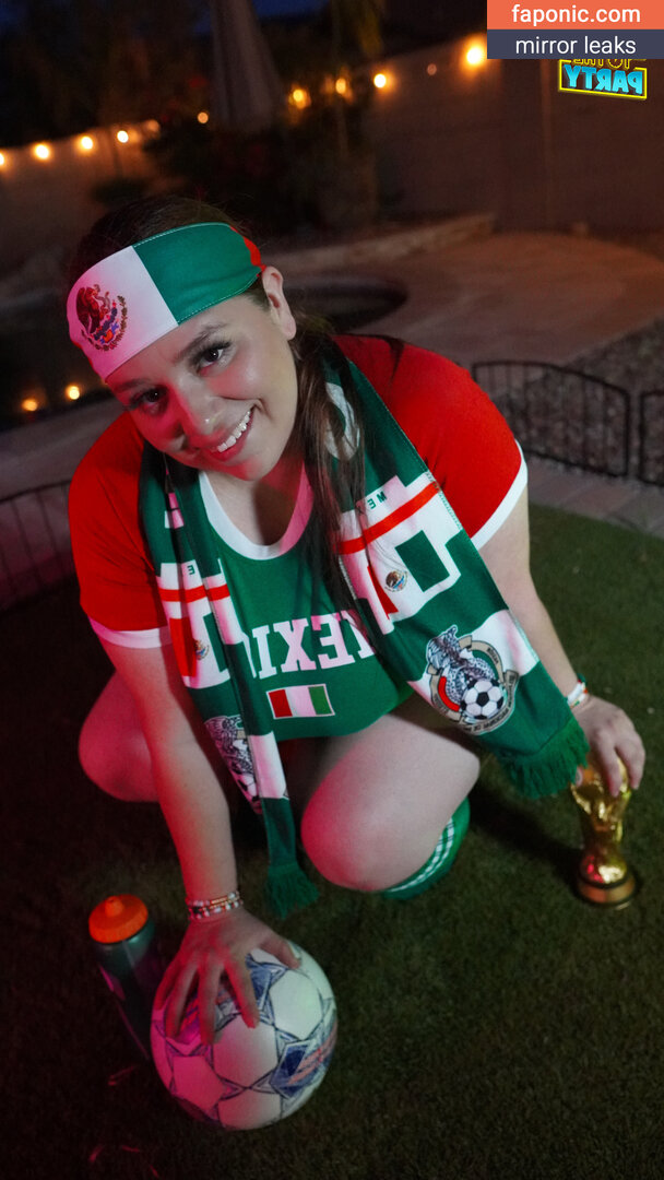 Late to the Party, So_Vanessasary, Vanessa Fitzsimmons, collection Nøgen Læk Patreon Foto #34