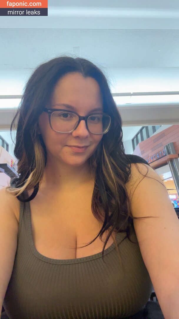 Yellz0, Yellz1, bigtittygothegg, yellz Nøgen Læk OnlyFans/Patreon Foto #348