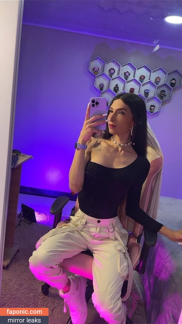 Kyllie Fox, _KylieFox_, https:, kyliefoxxy, kylliefox, kylliefox_ Nøgen Læk OnlyFans Foto #16