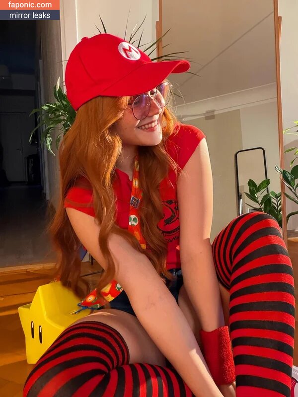 Neyrodesu, https:, neyro_desu Nøgen Læk OnlyFans Foto #7
