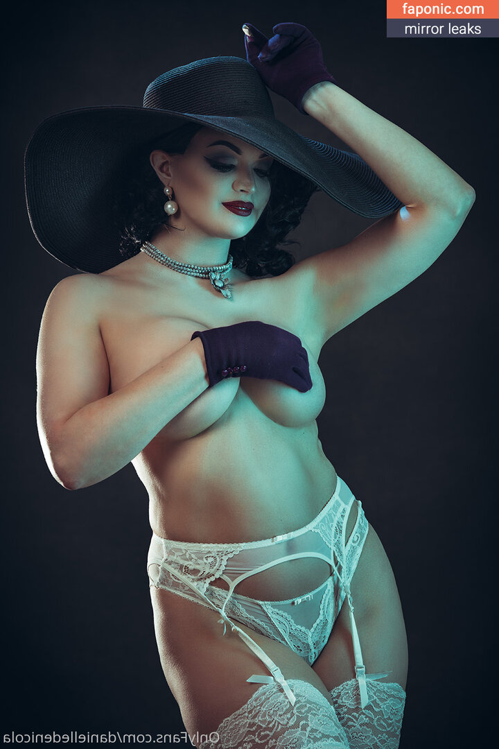 Danielle Denicola, danielledenicola, danielledenicolaofficial, danielledenicolavip, daniellednicola, https: Nøgen Læk OnlyFans/Patreon Foto #58