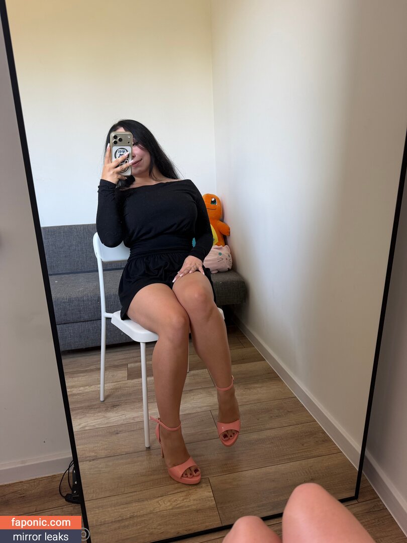 Miniloonaa, mini.loona, mini.loonaa Nøgen Læk OnlyFans Foto #193