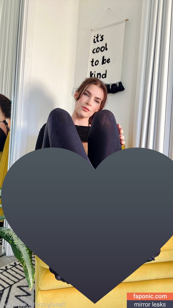 Kittyplays, https:, kittyplaysrough Nøgen Læk OnlyFans Foto #195