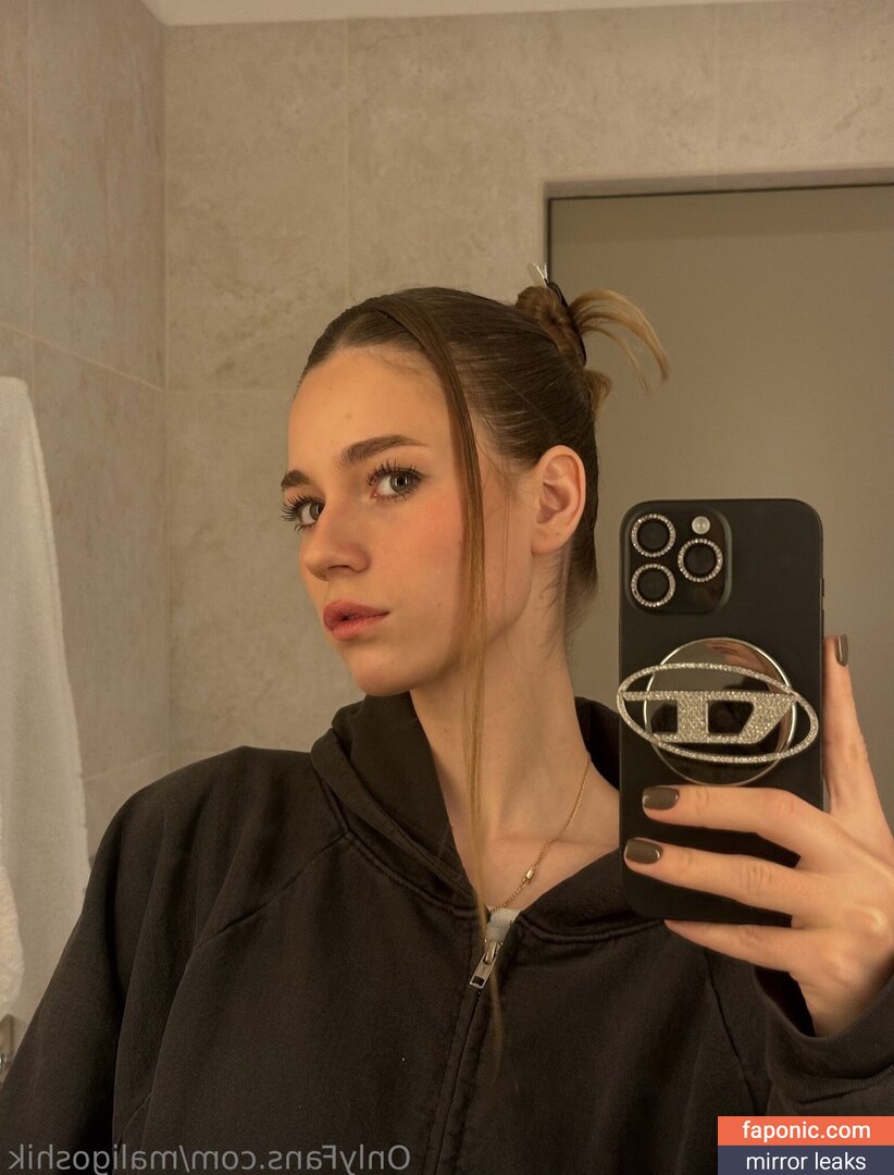Anna Malyg0n, mmollyyy.ann Nøgen Læk  Foto #331