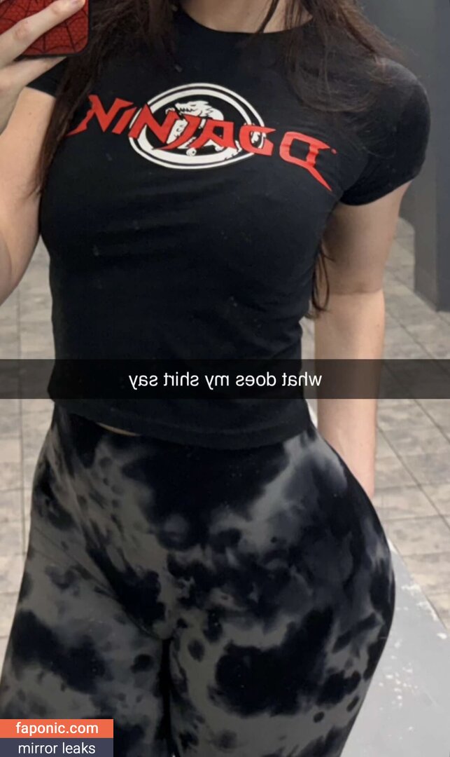 LITTLELIV, Liv Littlelivbug, littlelivbug Nøgen Læk OnlyFans Foto #2