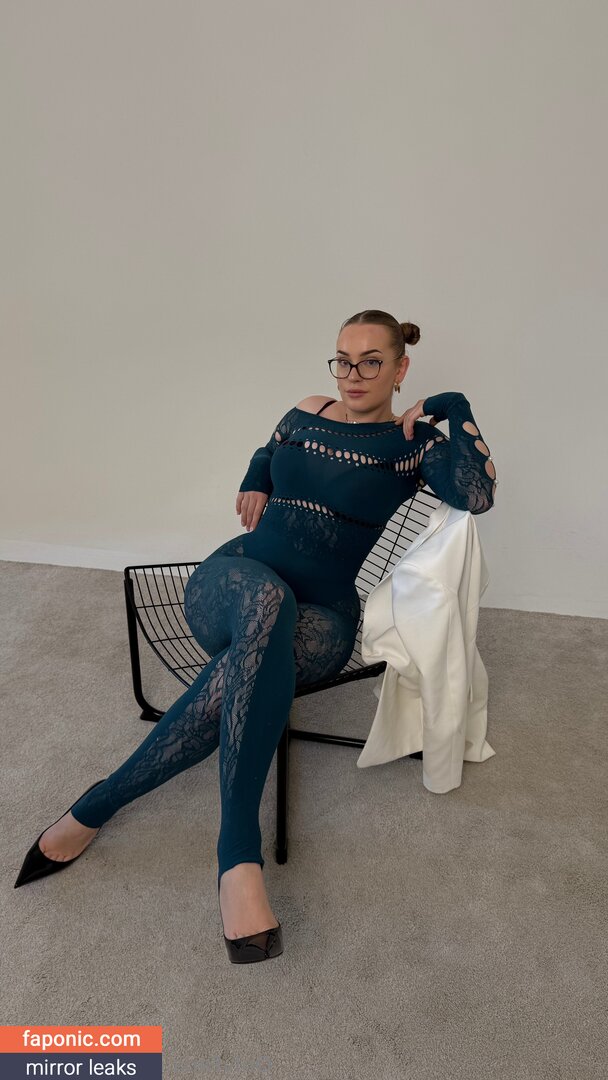Ema.santi, doctora.santi, emasanti5, fraudrsanti, https: Nøgen Læk OnlyFans Foto #29