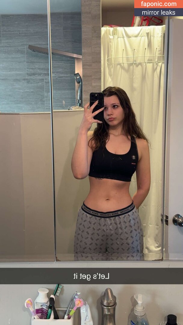Nikki Woods, nikki_neko, nikkiwoodss Nøgen Læk OnlyFans Foto #16