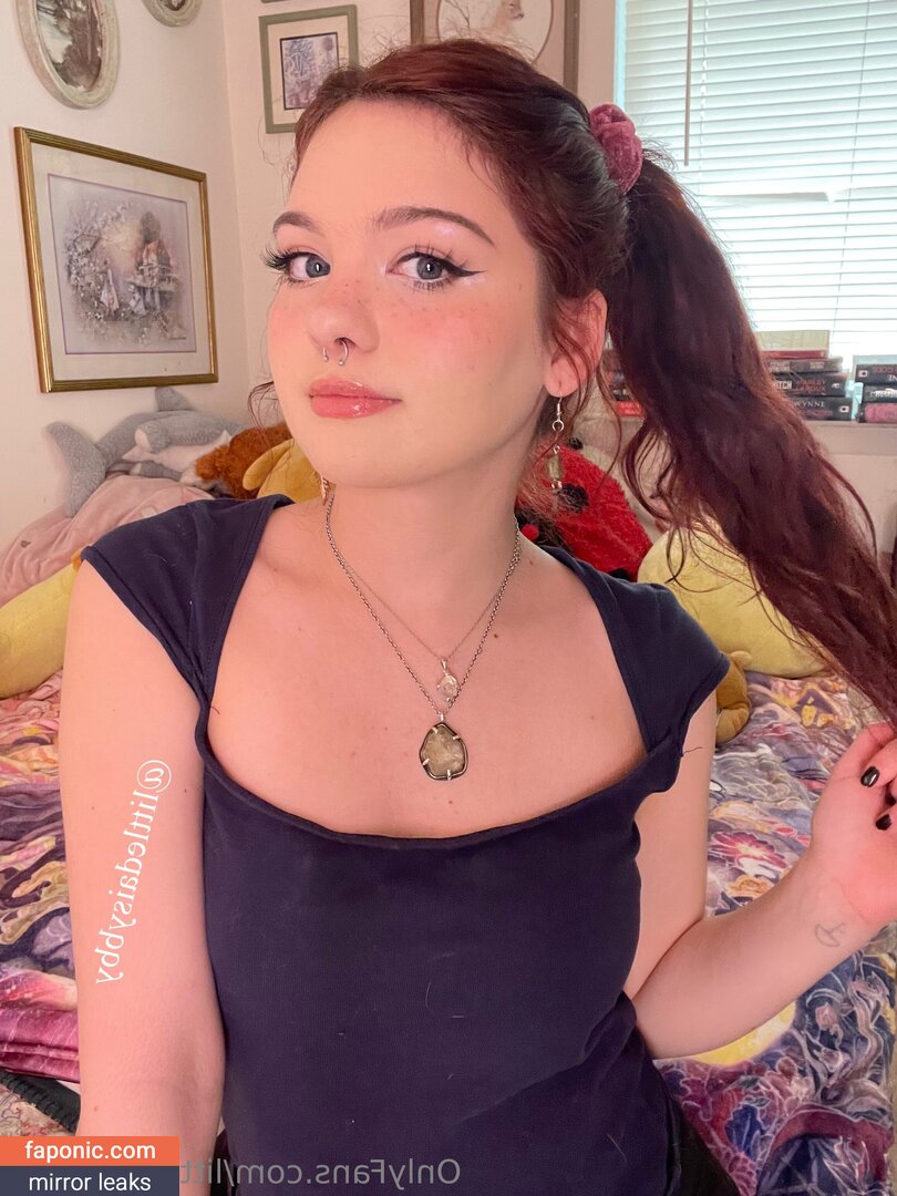 https:, littledaisybby, littledaisybbyy Nøgen Læk OnlyFans Foto #12