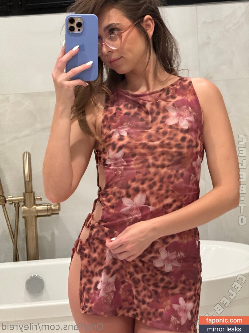 Riley Reid, RileyReidTikTok, hellorileyreid, rileyreidx3 Nøgen Læk OnlyFans Foto #2786
