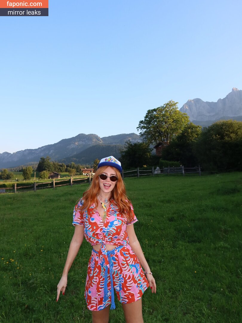 German tv host, Palina Rojinski, action, https:, palinski Nøgen Læk OnlyFans Foto #153