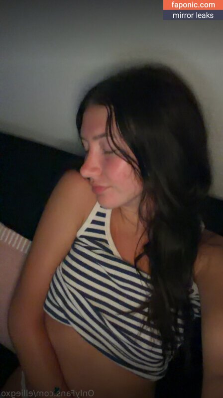 ellie.vandeel Nøgen Læk  Foto #36