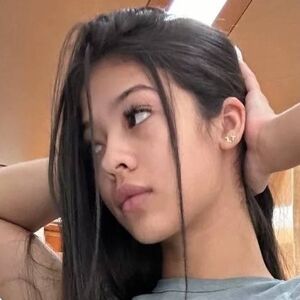Anna Cherry7