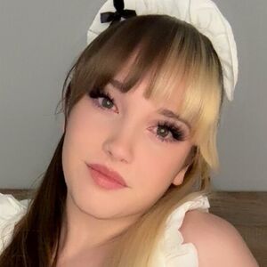 AppleBlonde