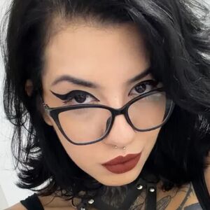 Atombombgirl