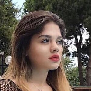 Eda Sakız