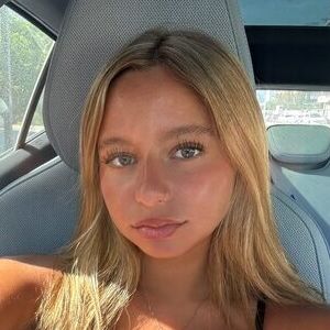 emma_cohe