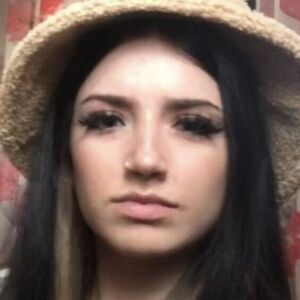 hollyjustwantst0