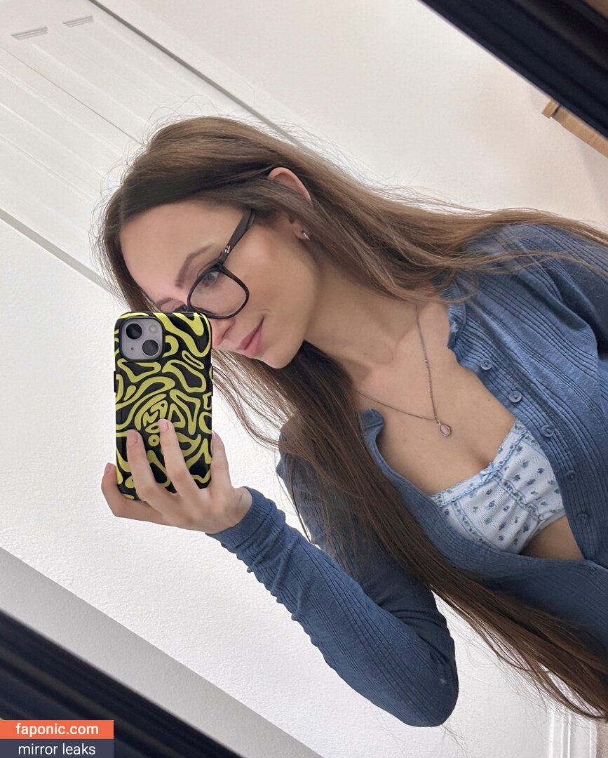 https:, iiiZwerg Nøgen Læk  Foto #8