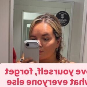 Issy Vine