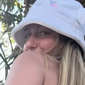 izzybizzybelle