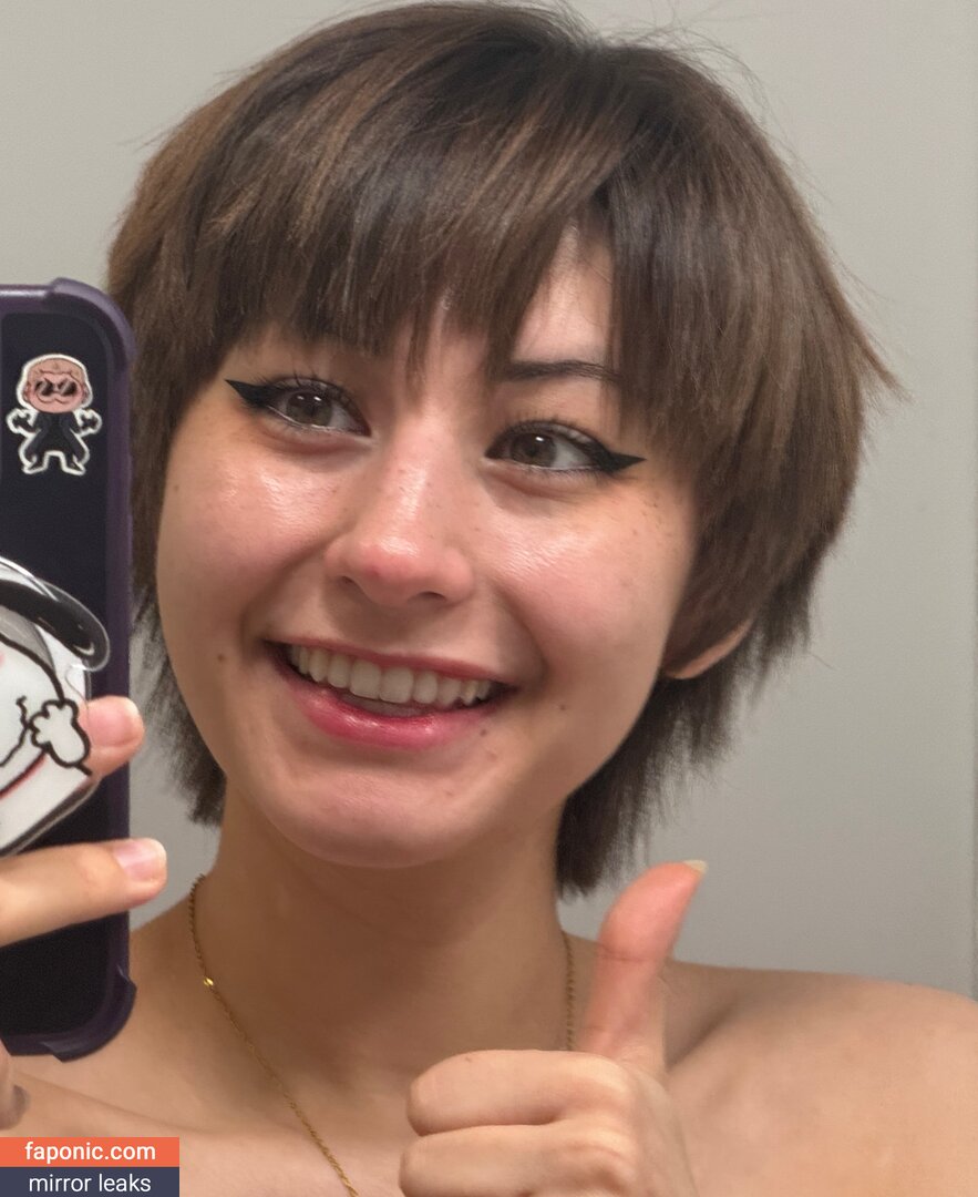 mimidoescosplay