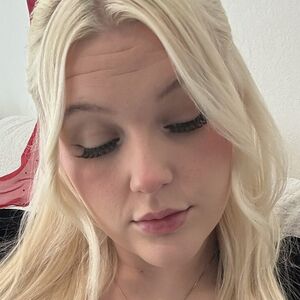 SnowBunnyBby