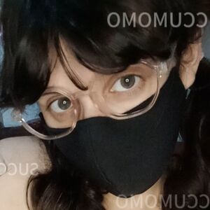 Succumomo
